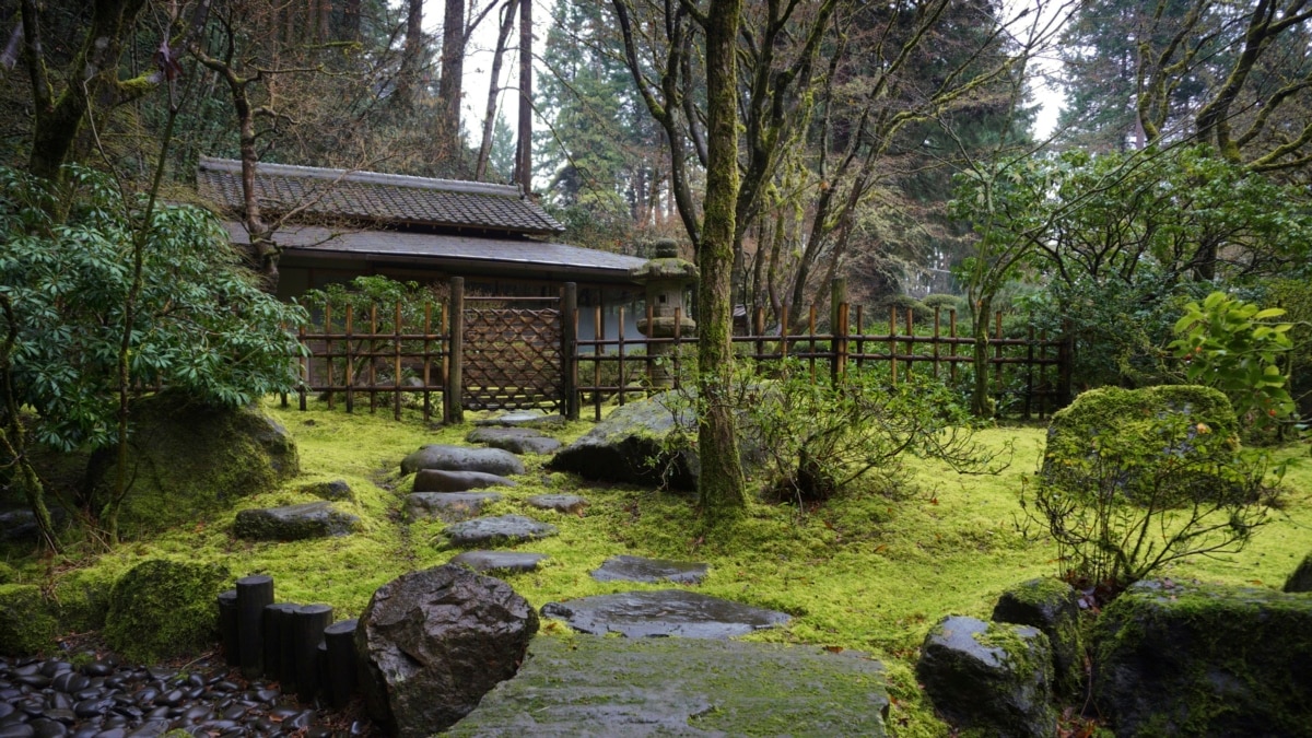 Japanese Gardens Bridge Indoor, Outdoor Space