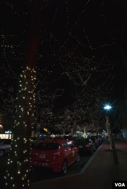 Christmas lights in Shirlington, Virginia (Creative commons photo: Brett Davis)