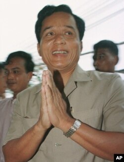 រូបឯកសារ៖ លោក ប៉ែន សុវណ្ណ អតីត​នាយករ​ដ្ឋ​មន្ត្រី​កម្ពុជា កាល​ពី​លោក​នៅ​មាន​ជីវិត ​ថ្ងៃទី២៣ ខែមេសា ឆ្នាំ១៩៩៧។