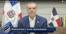 El presidente de República Dominicana, Luis Abinader, interviene en la Cumbre para la Democracia el 10 de diciembre de 2021.