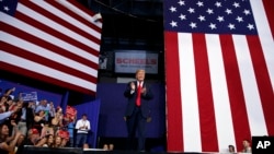 El presidente Donald Trump participó en un acto de campaña el miércoles, 27 de junio de 2018, en Fargo, Dakota del Norte.