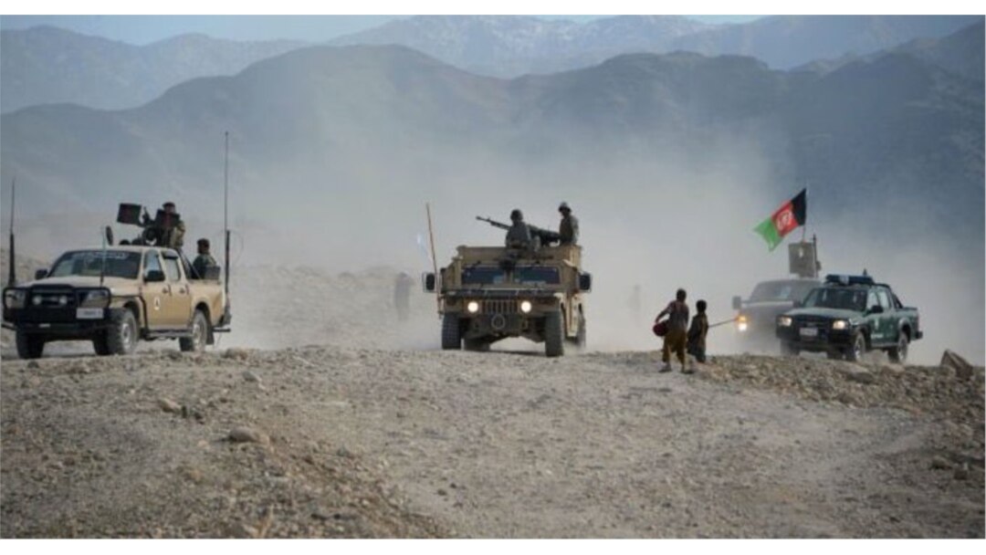 افغان سیکیورٹی فورسز طالبان کی پیش قدمی روکنے کے لیے ملک کے کئی حصوں میں آپریشن جاری رکھے ہوئے ہیں۔