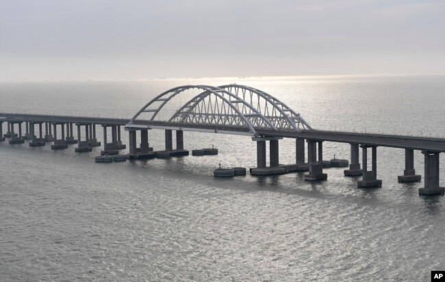 Rusya ve Kırım Yarımadası'nı birbirine bağlayan köprü