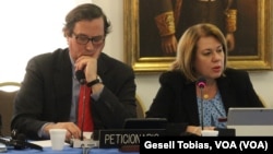 Liliana Ortega, representante de COFAVIC y Carlos Ayala, abogado, mostraron ejemplos de las violaciones a los DD.HH. en Venezuela, ante la CIDH en Washington.