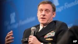 Глава Агентства национальной безопасности США (АНБ) адмирал Майк Роджерс 