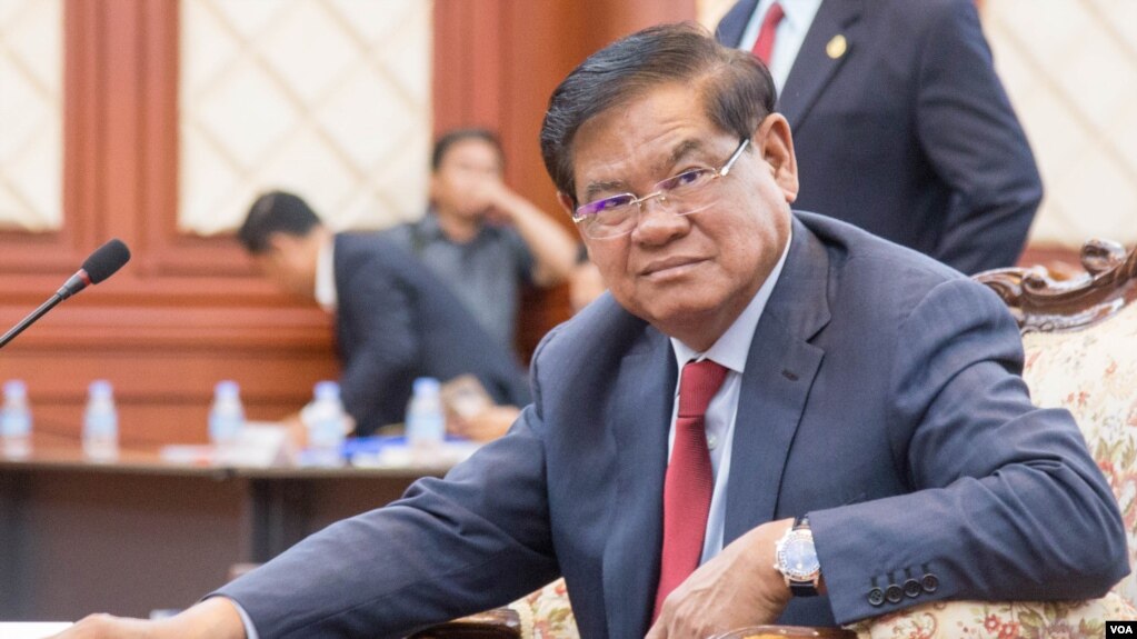 FILE - Minister of Interior Ministry Sar Kheng addresses governors and police officials during an immigration report workshop in Phnom Penh, Cambodia, on Friday, August 19, 2016. ( Leng Len/VOA Khmer)