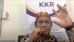 Komisioner KKR Aceh, Daud Beureuh, mengimbau masyarakat tidak terjebak dengan dikotomi antara rekonsiliasi dan pengadilan. (Sumber: Tangkapan layar)