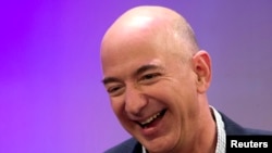 Amazon'un kurucusu ve CEO'su Jeff Bezos ilk kez Kongre üyelerinin karşısında ifade veriyor.