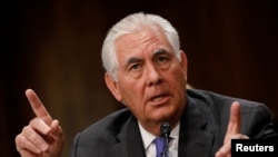 រដ្ឋមន្រ្តី​ការបទេស ​Rex Tillerson នៅ​ក្នុង​សេតវិមាន​ រដ្ឋធានី​វ៉ាស៊ីនតោន​កាល​ពី​ថ្ងៃទី​១៣ មិថុនា ២០១៧។