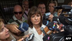 Patricia Bullrich devant les journalistes à Buenos Aires, le 26 janvier 2018.