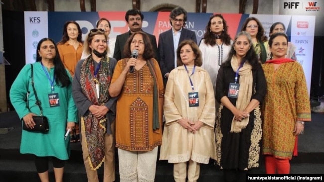 رواں برس کراچی فلم سوسائٹی کے زیرِ اہتمام ہونے والے تین روزہ ’پاکستان انٹرنیشنل فلم فیسٹیول‘ کا ویمنز ایڈیشن کراچی کے تاریخی فرئیر ہال میں منعقد کیا گیا۔