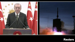 Presiden Turki Recep Tayyip Erdogan memberikan pernyataan atas sanksi AS, Rabu (16/12). 