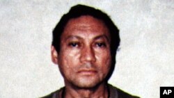 Former Panamanian dictator Manuel Noriega is pictured in this January 4,1990 file photo.