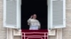 Femmes diacres: le pape reproche aux journalistes d'avoir déformé sa pensée