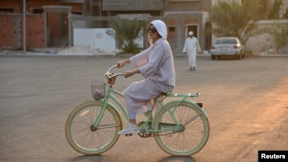ride bicycles
