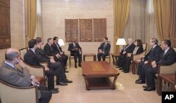 Kofi Annan Şam'da Beşar Esat ile