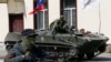 Lực lượng vũ trang thân Nga tiến vào các thành phố Ukraine