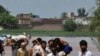 Наводнения в Пакистане и Афганистане: погибли свыше 1200 человек