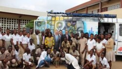 Les élèves togolais de retour en classe