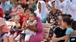 Toshkentdagi parklardan birida o'tkazilgan bayram tadbiri, 1-avgust, 2016-yil.