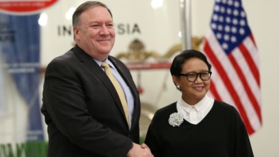 Menlu AS Mike Pompeo dan Menlu Indonesia Retno Marsudi dalam pertemuan di Jakarta, 4 Agustus 2018.