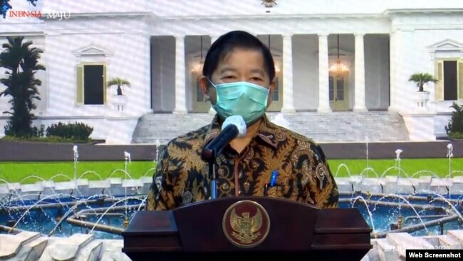Kepala Bappenas Suharso Monoarfa dalam telekonferensi pers di Istana Kepresidenan Jakarta, Kamis (5/11) memperkirakan perekonomian Indonesia akan tumbuh lima persen pada 2021 (Foto: VOA)