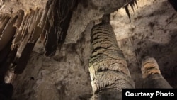 Hang động Carlsbad Caverns (ảnh Bùi Văn Phú)