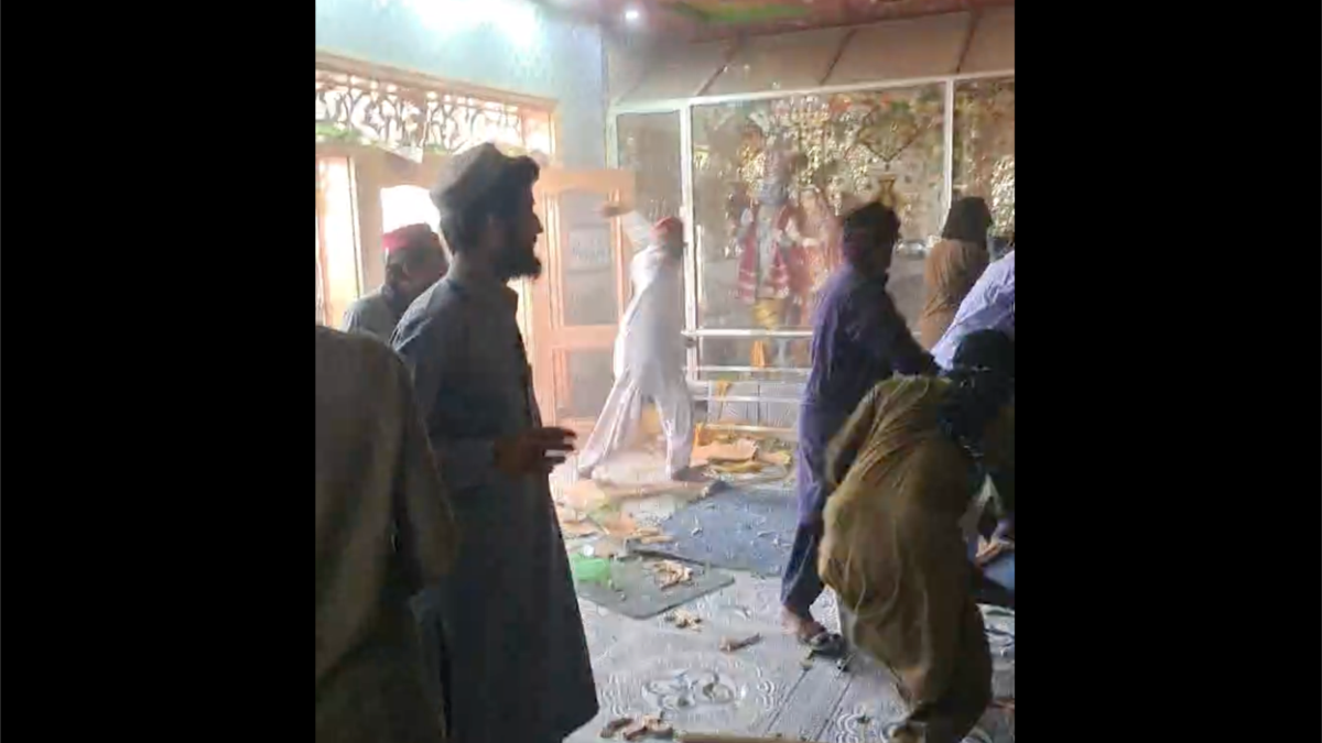 رحیم یار خان کے علاقے بھونگ میں مندر پر حملہ، رینجرز طلب - Vimarsana News