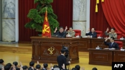 Hôm 31/12, lãnh tụ Triều Tiên Kim Jong Un tuyên bố chế độ sẽ tiếp tục phát triển chương trình hạt nhân và ra mắt “vũ khí chiến lược” mới trong tương lai gần.