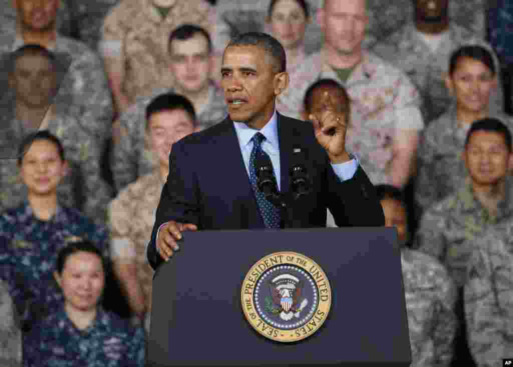 26일 한국을 방문한 바락 오바마 미국 대통령이 용산 미군 기지에서 연설하고 있다.