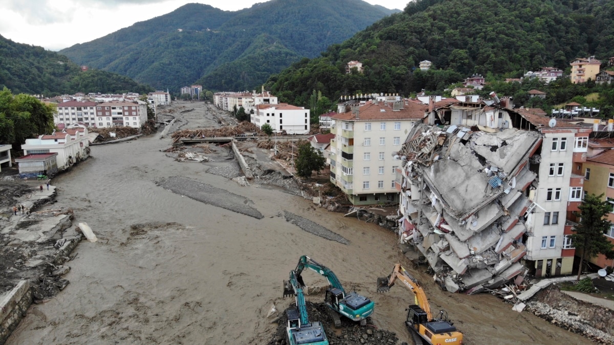 土耳其洪水造成44人死亡