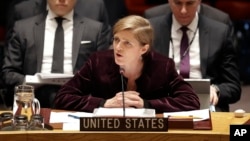 유엔 안보리가 새 대북 제재 결의안을 통과시킨 지난 2일 안보리 회의장에서 사만다 파워 유엔주재 미국 대사가 발언하고 있다.