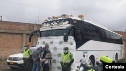 La Policía de Colombia ha inmovilizado decenas de vehículos utilizados para el transporte ilegal de migrantes. [Foto Cortesía Policía Nacional].