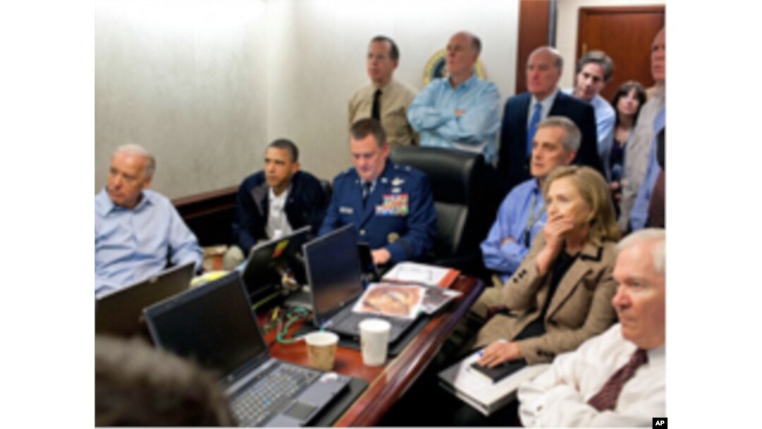 Diário de Bin Laden expõe planos de ataques terroristas