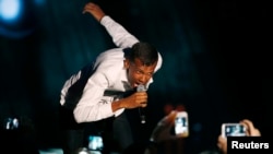 Le chanteur Stromae lors d'une de ses prestations