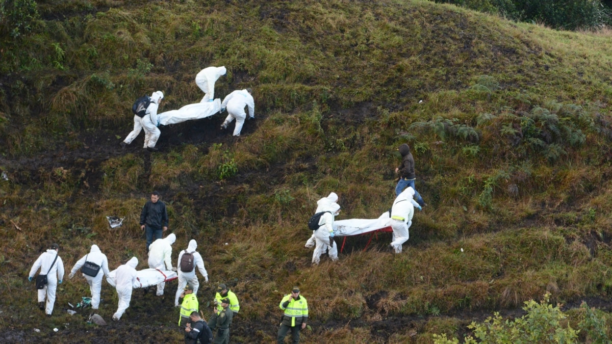 Brazilian soccer team's plane crashes in Colombia; 75 dead