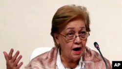 Philippine diplomat Rosario Manalo talks during a press briefing in Naypyitaw, Myanmar, Aug. 16, 2018. She leads a government-appointed panel tasked with investigating allegations of human rights abuses in Rakhine state in response to demands from the international community for a proper investigation into last year’s events that saw 700,000 Rohingya Muslims flee Rakhine state for Bangladesh. 