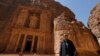 Presiden Obama Akhiri Lawatan Timur Tengah di Petra