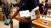 Apple vende menos iPhone X pero gana más