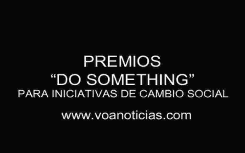 Entregan los premios "Do Something" en LA
