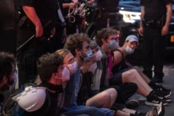 Протестувальники, заарештовані в Нью-Йорку за порушення комендантської години, 4 червня