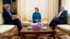 کاترین اشتون هماهنگ کننده گروه ۱+۵ (وسط)، جان کری وزیر خارجه آمریکا (چپ) و محمدجواد ظریف وزیر خارجه ایران - وین ۲۳ مهر ۱۳۹۳ 