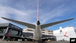 El primer Boeing 737 MAX 9 frente al centro de entregas de la compañía antes de ser entregado a Thai Laion Air, el miércoles 21 de marzo de 2018. Seattle, Washington. 