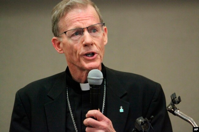 El arzobispo de Santa Fe, John Wester, dijo que está preocupado por las víctimas de abuso sexual.