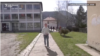 Vrata škole ostaju zaključana za Slavka