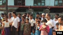 Rohingya residents of the Aung Minglar neighborhood in Sittwe, Myanmar, June 4, 2015. (Colin Lovett/VOA)