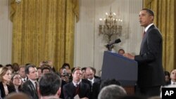 President Barack Obama makes an opening statement during a news conference in the East Room of the White House in Washington, 3 Nov 2010