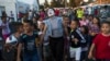 Caravana de migrantes centroamericanos decide salir de México hacia EE.UU.