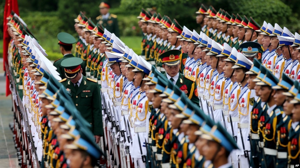 Các thành viên Quốc hội được biết tại một hội thảo hôm 6/6 ở Hà Nội rằng nhiều lãnh đạo tỉnh trong cả nước đã yêu cầu được là đối tượng bảo vệ của cảnh vệ.