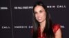 Demi Moore sufre de agotamiento